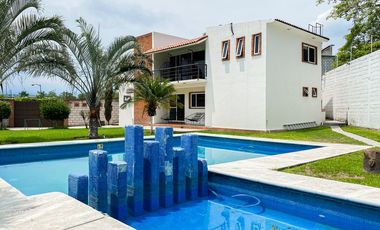 CASA EN VENTA, YAUTEPEC A 10 MINUTOS DE LAS ESTACAS
