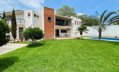 CASA EN VENTA, YAUTEPEC A 10 MINUTOS DE LAS ESTACAS