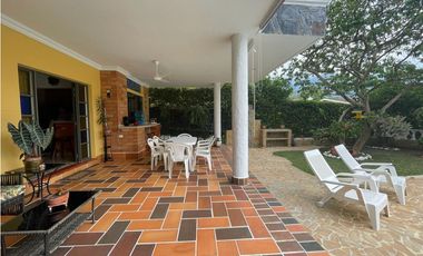Casa de 2 niveles en venta, San Jerónimo, Antioquia