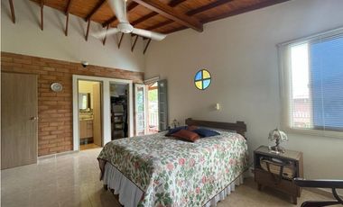 Casa de 2 niveles en venta, San Jerónimo, Antioquia
