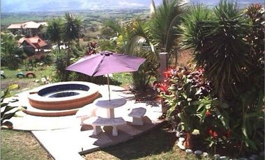 Se VENDE HERMOSA CASA CAMPESTRE EN CERRITOS
