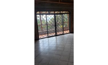Se VENDE HERMOSA CASA CAMPESTRE EN CERRITOS