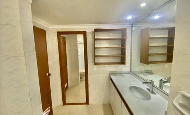ARRIENDO APARTAMENTO 3 HABITACIONES FRENTE AL MAR - RODADERO SUR