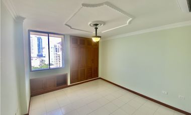 ARRIENDO APARTAMENTO 3 HABITACIONES FRENTE AL MAR - RODADERO SUR