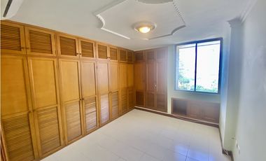 ARRIENDO APARTAMENTO 3 HABITACIONES FRENTE AL MAR - RODADERO SUR