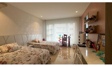 VENDO APARTAMENTO DE LUJO EN BARRIO EL GOLF