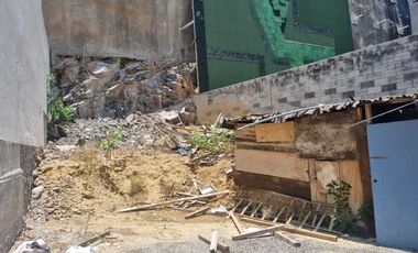 Terreno en venta Moncayo, limpio y nivelado