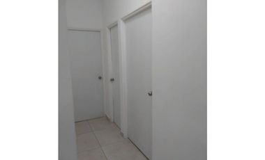 ALQUILO HERMOSA CASA RESIDENCIAL EN VISTA VERDE $700!!!