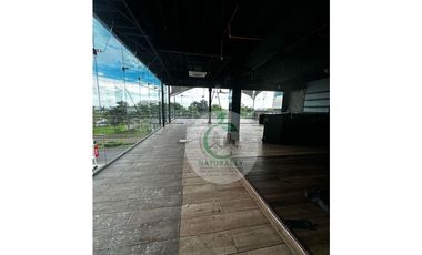 Se alquila local rooftop ubicado en Av. Balboa. (AA)
