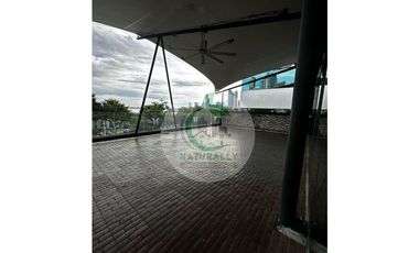 Se alquila local rooftop ubicado en Av. Balboa. (AA)