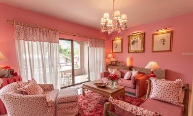 English style villa in the Belle Villa Resort project