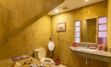 English style villa in the Belle Villa Resort project