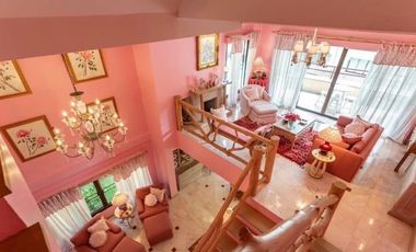 English style villa in the Belle Villa Resort project