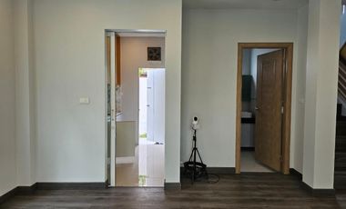 3 Bedroom House for sale at The Oriental (Regent 3)