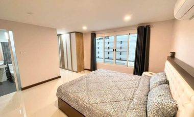 5 Bedroom House for sale at Thanaporn Park Home 5
