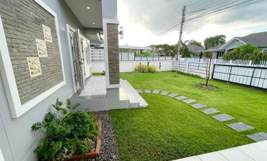 5 Bedroom House for sale at Thanaporn Park Home 5