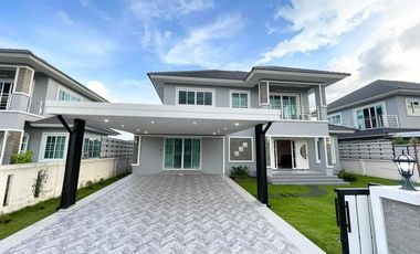 5 Bedroom House for sale at Thanaporn Park Home 5