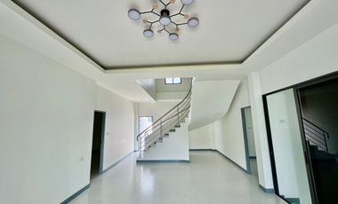 4 Bedroom House for sale in Nong Chom, Chiang Mai