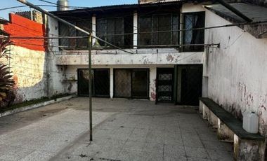 Casa en venta en Quilmes Este