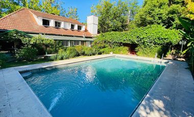 VENTA CASA ESTACION RANELAGH 6 AMB JARDIN PILETA