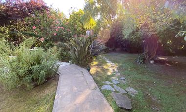 VENTA CASA ESTACION RANELAGH 6 AMB JARDIN PILETA