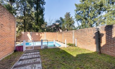 VENTA DE DUPLEX EN EZPELETA OESTE !OPORTUNIDAD !!