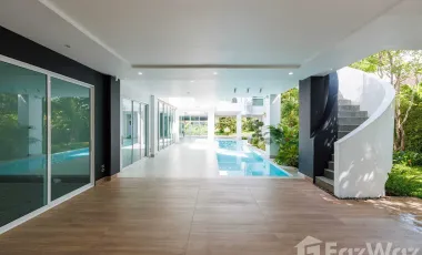 Modern Luxury House in a prime area of Chiang Mai