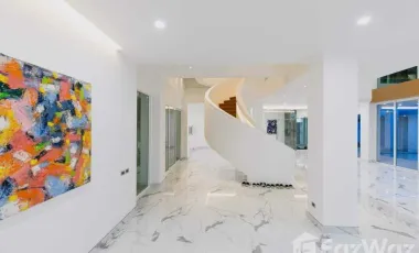 Modern Luxury House in a prime area of Chiang Mai