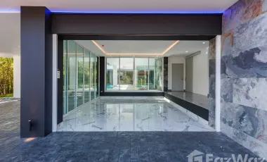 Modern Luxury House in a prime area of Chiang Mai