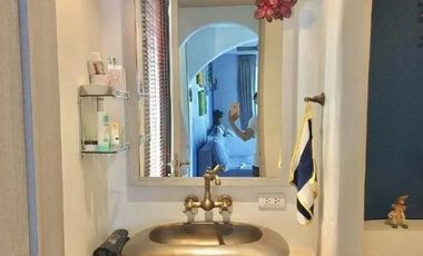 Exclusive 1 bedroom , Beach front condo with hot price