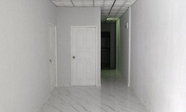 2 Bedroom Townhouse for sale at Samphan Villa