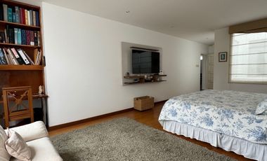 LINDA CASA EN ALQUILER CON 4 DORMITORIOS EN SAN ISIDRO