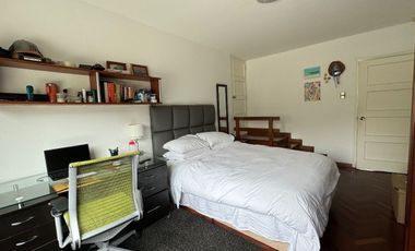 LINDA CASA EN ALQUILER, AMOBLADA CON 4 DORMITORIOS EN SAN ISIDRO