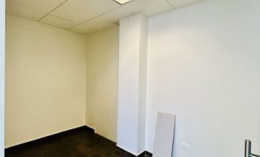 OFICINA EN RENTA EN LA EXCLUSIVA PLAZA LA ANTIGUA
