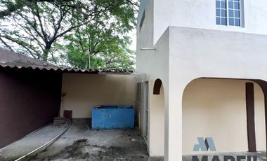Casa Venta Norte de Villa de Álvarez Colima 2 Recámaras Terraza Amplio Terreno