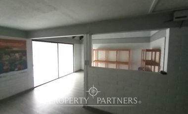Venta en Peñalolén.  Ideal para Local Comercial.
