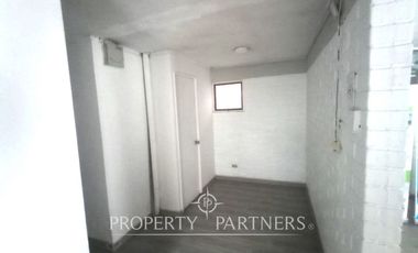 Venta en Peñalolén.  Ideal para Local Comercial.