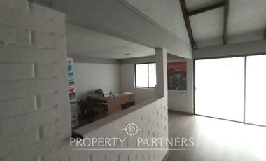 Venta en Peñalolén.  Ideal para Local Comercial.