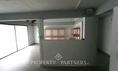 Venta en Peñalolén.  Ideal para Local Comercial.