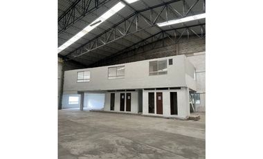 BODEGA EN PARQUE EMPRESARIAL GUARNE