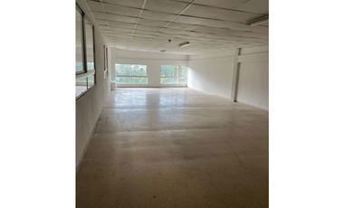 BODEGA EN PARQUE EMPRESARIAL GUARNE