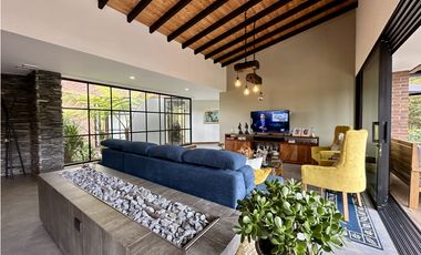 Venta De Casa En El Retiro