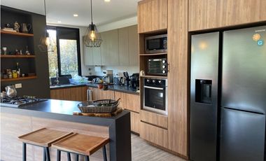 Venta De Casa En El Retiro