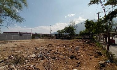 VENTA TERRENO COMERCIAL EN CUMBRES 1610m2  MST
