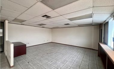 Oficina corporativa  200m2 en renta Edificio Triunfo