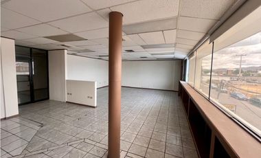 Oficina corporativa  200m2 en renta Edificio Triunfo