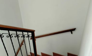 CASA 15 EN ARRIENDO COTA L.F.G.J.