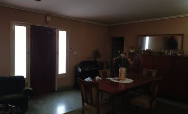 VENTA DE CASA EN FLORENCIO VARELA