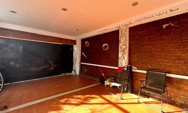 Venta Casa 3 ambientes. Piscina. Parrilla. Cochera