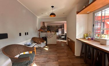 Venta Casa 3 ambientes. Piscina. Parrilla. Cochera